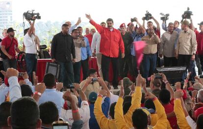 Maduro, en un encuentro con trabajadores p&uacute;blicos