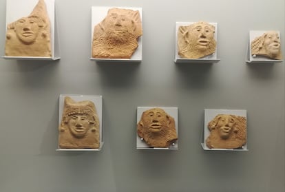   Antefijas bizantinas expuestas en el Museo Arqueológico de Murcia. / ANTONIO M. POVEDA