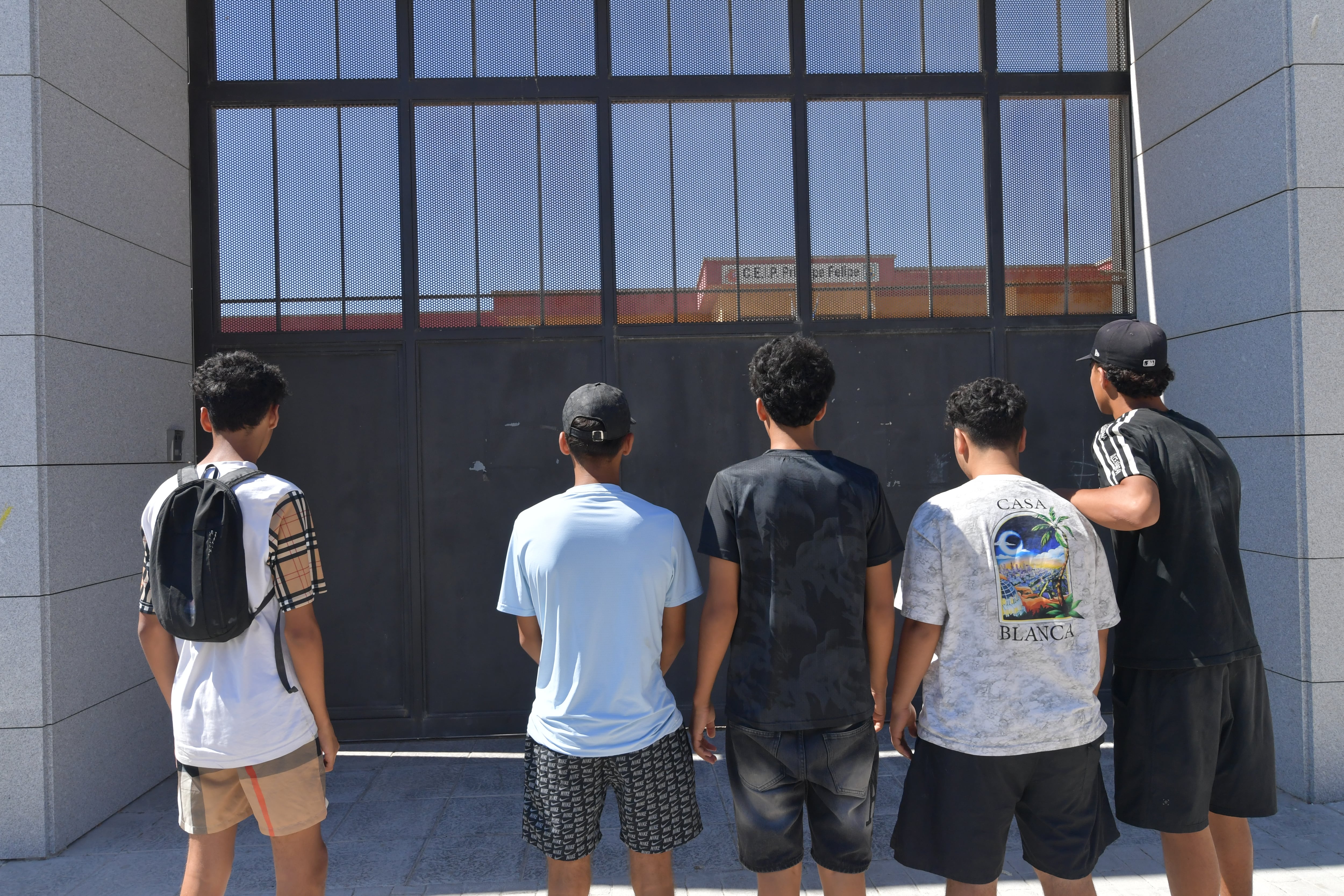 Última hora de la entrada de inmigrantes a Ceuta, en directo | El PP reconoce que acogerá a los menores en sus comunidades: “El Partido Popular siempre cumple la ley, en esta ocasión, también”