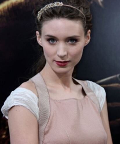 La actriz Rooney Mara, protagonista de 'Pesadilla en Elm Street (el origen), dará vida a la ciberdetective Lisbeth Salander en la adaptación de la saga 'Millennium', de Stieg Larsson, que dirige David Fincher.