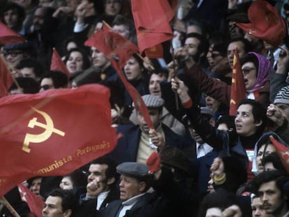 Manifestação do Partido Comunista Português em Lisboa no dia 1º de março de 1975