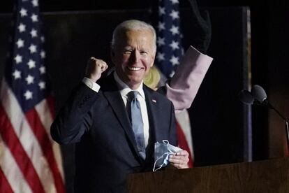 El candidato presidencial demócrata, el ex vicepresidente Joe Biden, habla con sus partidarios, en Wilmington, Delaware.