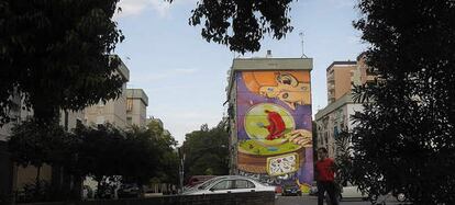 Uno de los murales de los artistas internacionales en el Polígono de San Pablo, en Sevilla