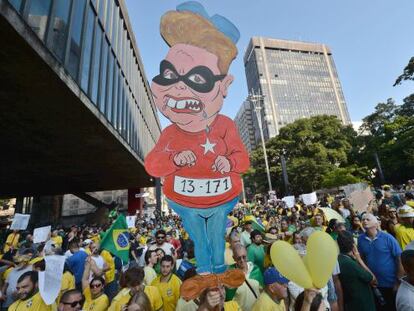 Manifestantes na Paulista.