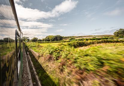 Tren Costa Verde Express