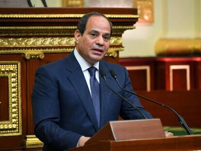 Abdelfatá al Sisi dirigiéndose al Parlamento después de haber sido investido por segunda vez en 2018