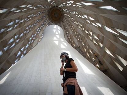 Interior de la torre de la Mare de Déu de la Sagrada Família, que s'acabarà el 2021 i tindrà 138 metres d'altura.