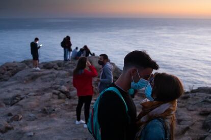 Turismo en la villa costera de Cee, en la comarca de Costa da Morte, en A Coruña.