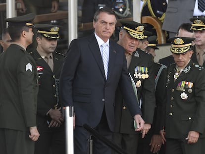 Jair Bolsonaro, asiste a la ceremonia del Día del Soldado en el cuartel general del ejército en Brasilia, Brasil, el 25 de agosto de 2022.