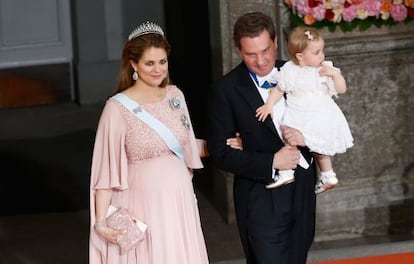 La princesa Magdalena con su marido Christopher O'Neill y su hija Leonore.