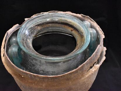 Archeologists from Carmona and Córdoba University in southern Spain found an urn containing what is believed to be the oldest wine in the world.