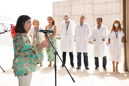 La ministra de Sanidad, Carolina Darias, durante su visita al Hospital General de Fuerteventura, la semana pasada.