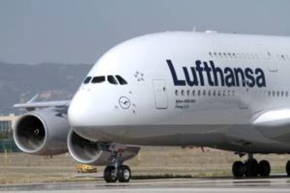 Un Airbus A380 de Lufthansa. EFE/Archivo