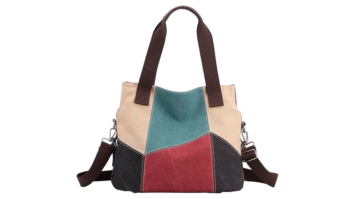 Lona de alta calidad con resistencia a desgarros.