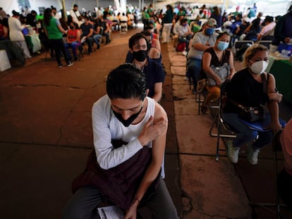 Jornada de vacunación contra la covid-19 en el Estadio Universitario de la Ciudad de México, el 23 de julio de 2021.