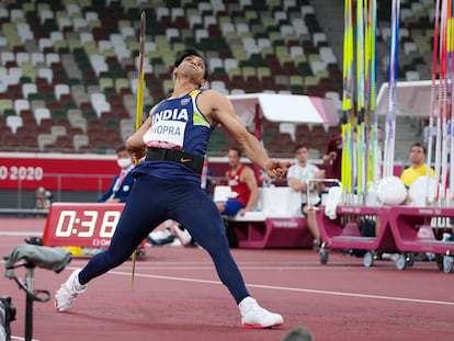 Neeraj Chopra, compitiendo en la final de lanzamiento de jabalina este sábado en Tokio, en la que ganó el oro.
