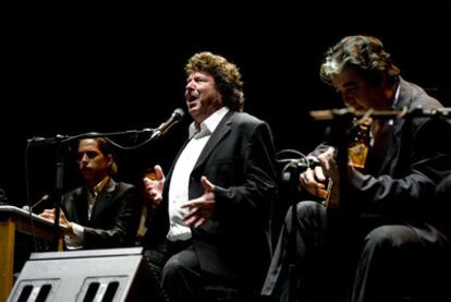 El cantaor Enrique Morente, durante su actuación en la noche del viernes.