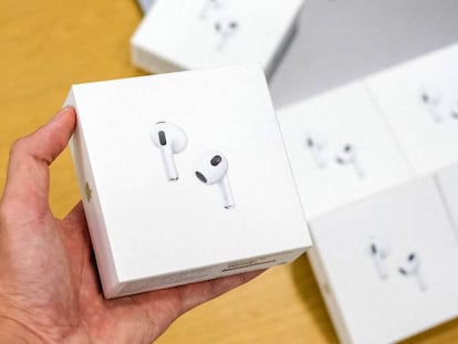 Los AirPods 3 de Apple se actualizan.