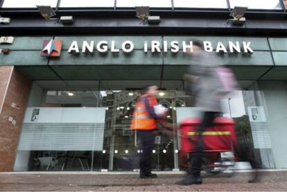 Una oficina del Anglo Irish Bank en Belfast (Irlanda del Norte).