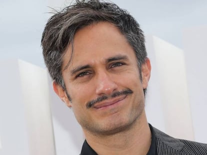 El actor mexicano Gael García Bernal durante un pase de presna de la serie 'Aquí en la tierra' en Cannes.