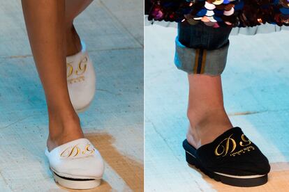 Las zapatillas de «hotel» de Dolce & Gabbana.
