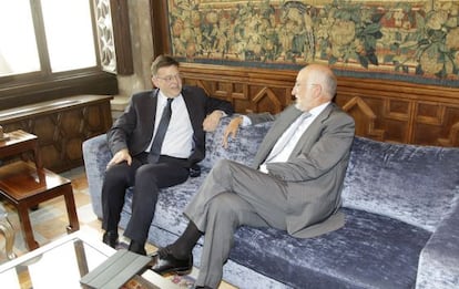 El presidente de la Generalitat, Ximo Puig, y el empresario Juan Roig. 