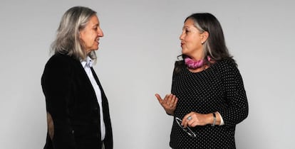 Mar López (i), presidenta de la Fundación Vivir un Buen Morir y María Agustina Martín, coordinadora de la misma en Madrid.