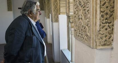 El expresidente de Uruguay José Mujica durante su visita realizada a la Alhambra de Granada.