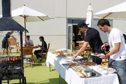 Cristiano y Benzema, en la barbacoa