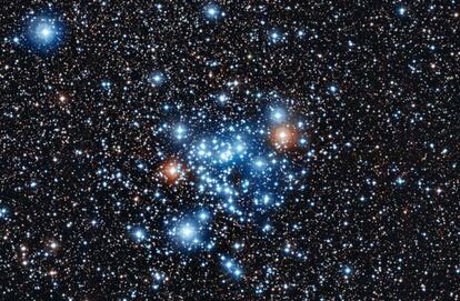 Estrellas variables del grupo NGC3766, en la constelación del Centauro, fotografiadas con el telescopio MPG/ESO, de La Silla (Chile).