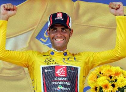 Pereiro, de amarillo en el Tour tras una victoria de etapa.