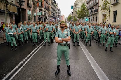 Efectivos de la Legión, en formación antes de la parada militar con motivo del 12 de Octubre en Madrid.