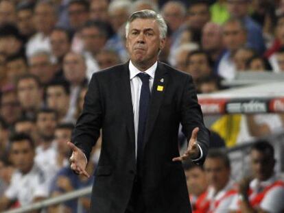 Carlo Ancelotti, durante el R. Madrid-Atl&eacute;tico. 