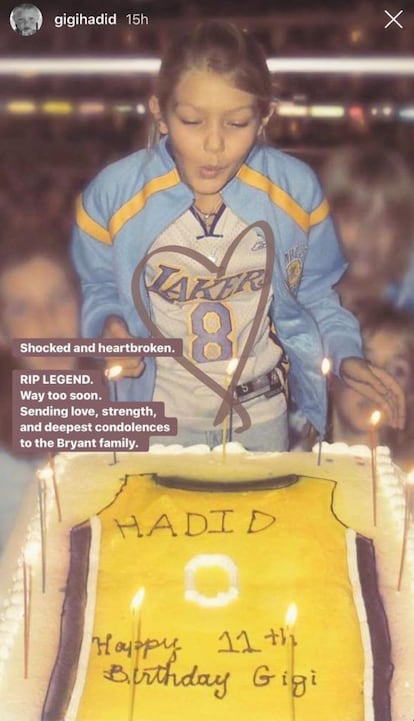 Gigi Hadid ha demostrado ser una fiel seguidora de Los Lakers y de la trayectoria de Kobe Bryant con una imagen de su 11 cumpleaños, en la que sopla las velas de una tarta con la camiseta del equipo. "Ha sido demasiado pronto. Mando mi amor, fuerza y mis sinceras condolencias a la familia de Bryant", ha expresado la modelo.