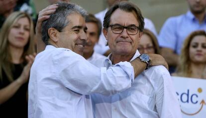 Francesc Homs y el presidente del partido, Artur Mas, este miércoles en un mitin en Cervera.