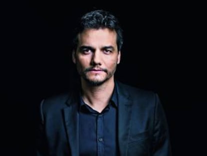 Wagner Moura posa en exclusiva para ICON en el Hotel Villa Magna de Madrid.