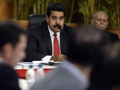 Maduro escucha a Capriles en la reuni&oacute;n de la semana pasada