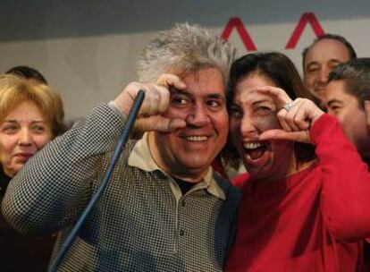 Miquel Barceló, Marisa Paredes, Pedro Almodóvar y María Barranco, en la presentación ayer de PAZ.