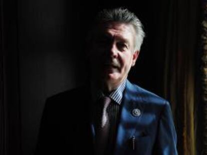 El comisario europeo de Comercio, Karel De Gucht, reconoció que la UE todavía se encuentra en un "momento difícil", con una tasa de crecimiento aún "muy débil" y a un "alto y creciente desempleo".