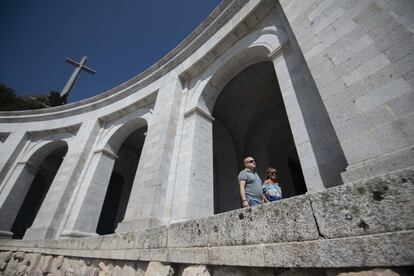 Soportales de la basílica.