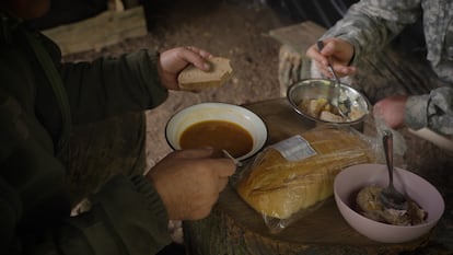 Comer en zona de guerra