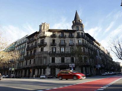 El edificio modernista Casa Burés, que la Generalitat se ha comprometido a comprar al Ayuntamiento de Barcelona.