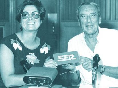 Carmen P&eacute;rez de Lama y Joaqu&iacute;n Prat, dos de las voces m&aacute;s carism&aacute;ticas de Radio Madrid en los a&ntilde;os 60.