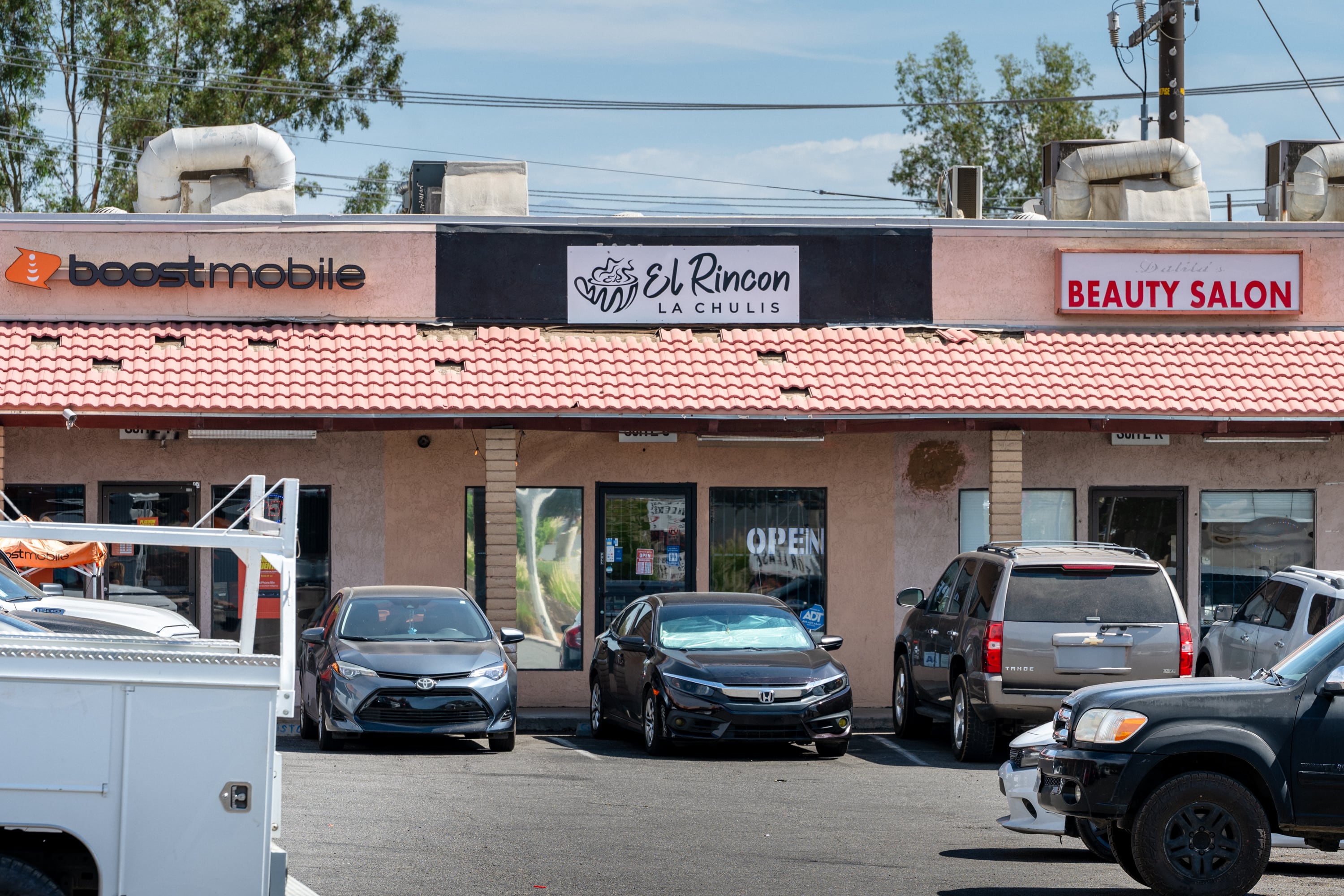 La taquería del hermano del ‘Mencho’ y el café de su hija menor: el rastro empresarial en California de los familiares del capo