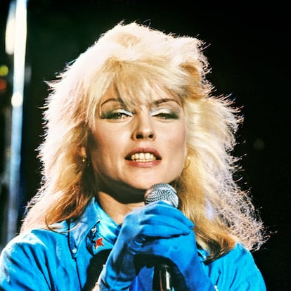 Debbie Harry durante un concierto en Londres en 1978.