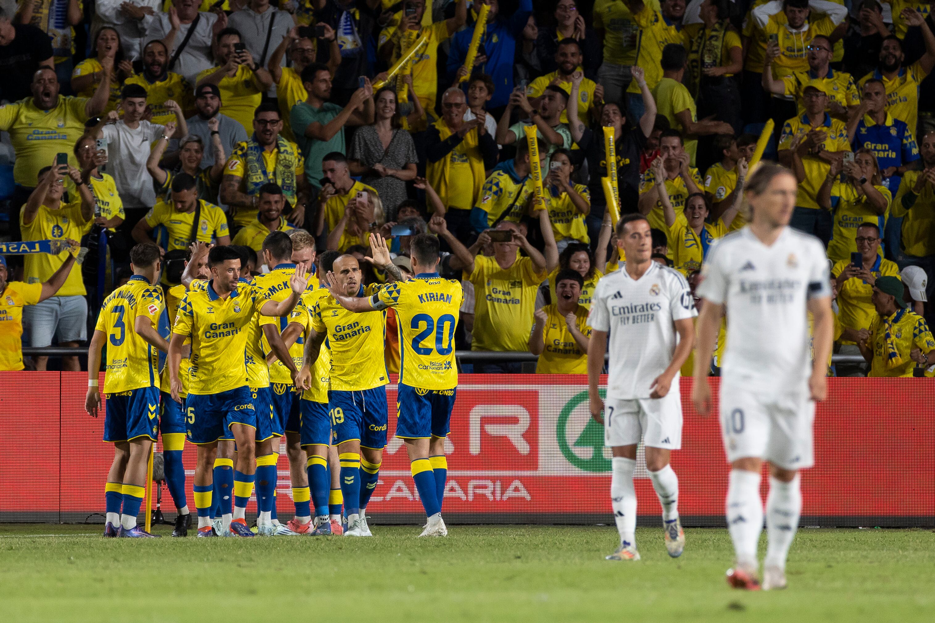 Las Palmas – Real Madrid, en directo | Moleiro adelanta a los locales con un buen disparo de zurda 