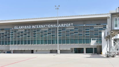 Vista del Aeropuerto Internacional de Islamabad.