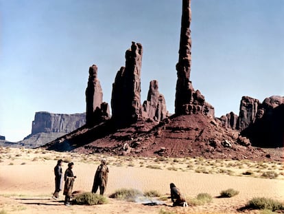 Fotografía del rodaje de 'El gran combate', de John Ford.