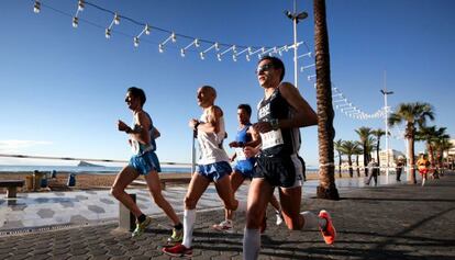 Corredores en Benidorm.