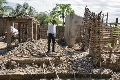 A cidade de Pemba e os seus habitantes tentam recuperar a normalidade. Chissano estava a caminho de uma entrevista de emprego, mas primeiro queria mostrar como sua casa e as de seus vizinhos tinham sido completamente destruídas.